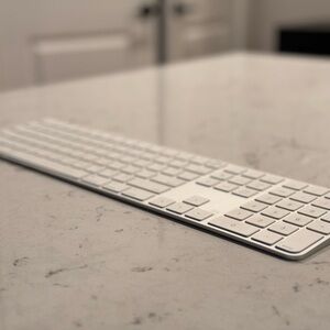Magic Keyboard with Touch ID and Numeric Keypad for Mac models